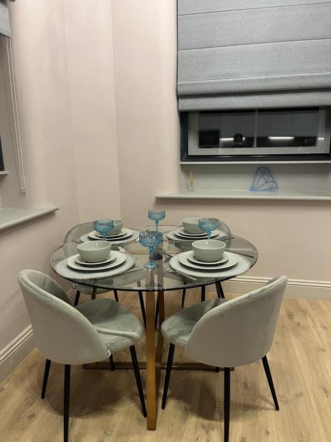 M1 City Centre 3 Bed 3 Bath Luxe Penthouse Manchester Exteriör bild