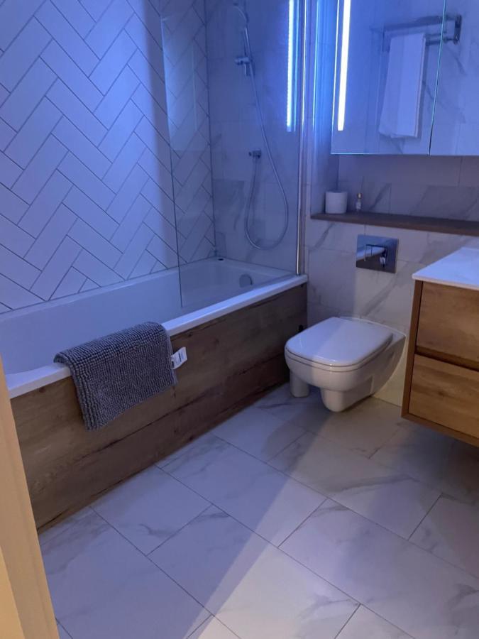 M1 City Centre 3 Bed 3 Bath Luxe Penthouse Manchester Exteriör bild