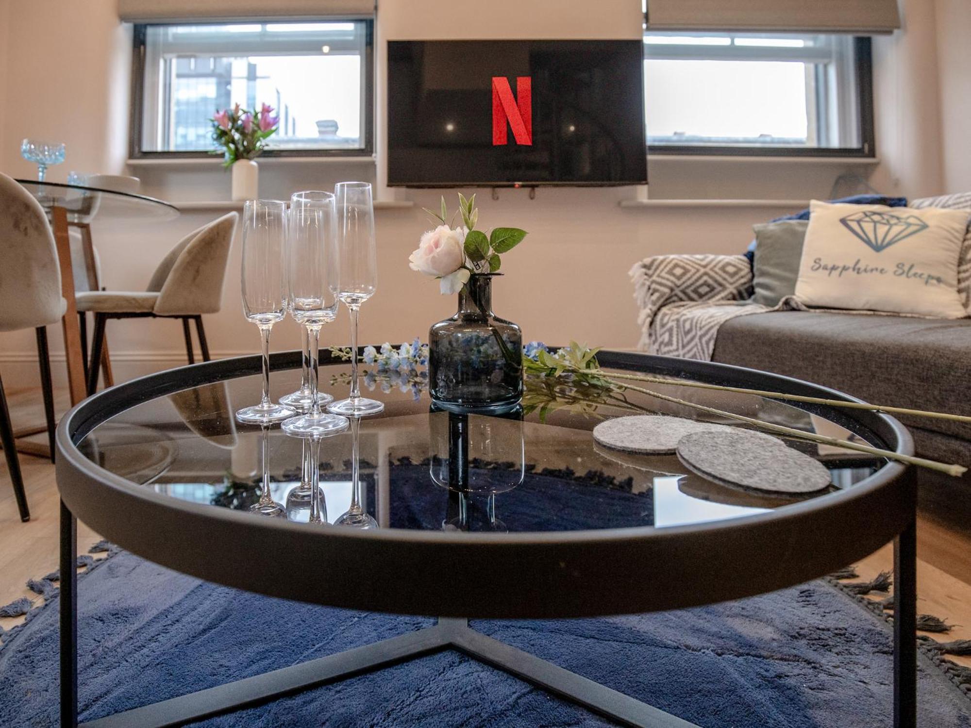M1 City Centre 3 Bed 3 Bath Luxe Penthouse Manchester Exteriör bild